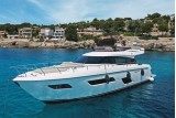 Ferretti Yachts 550 